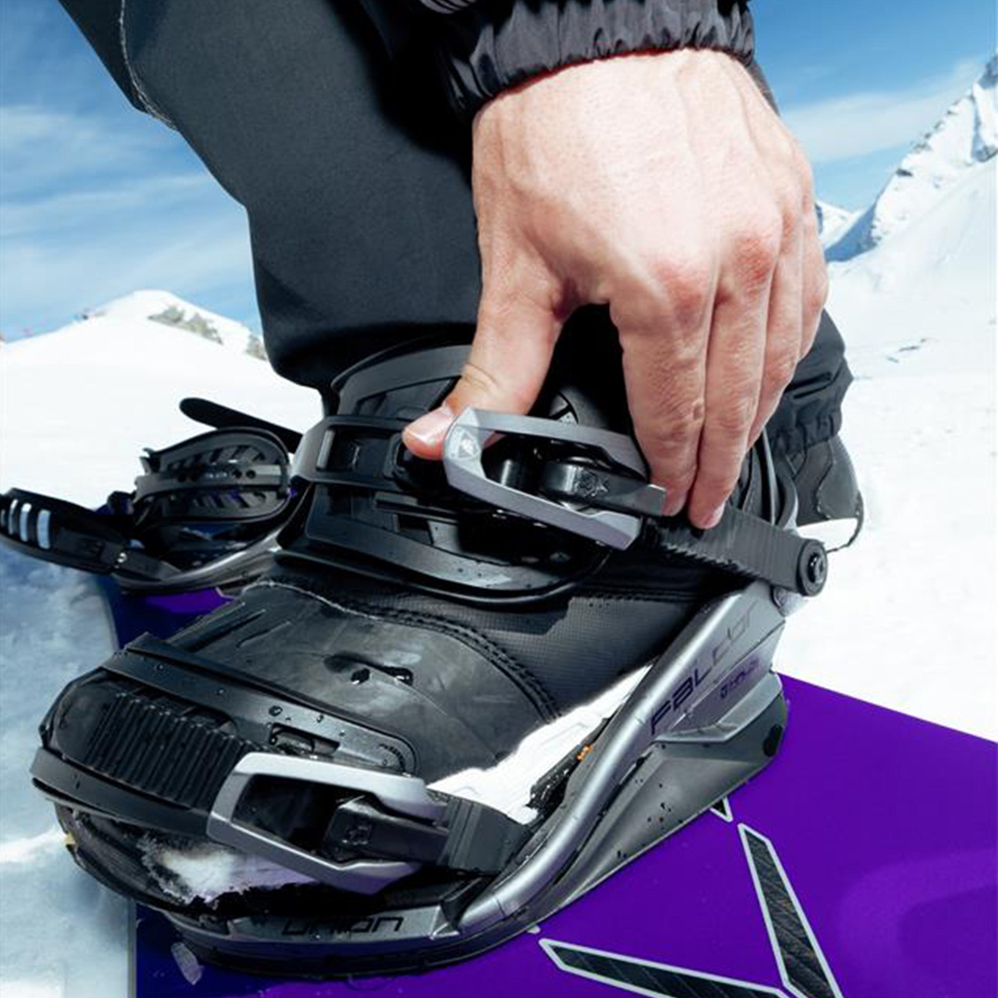 Union Contract Pro Snowboard Binding